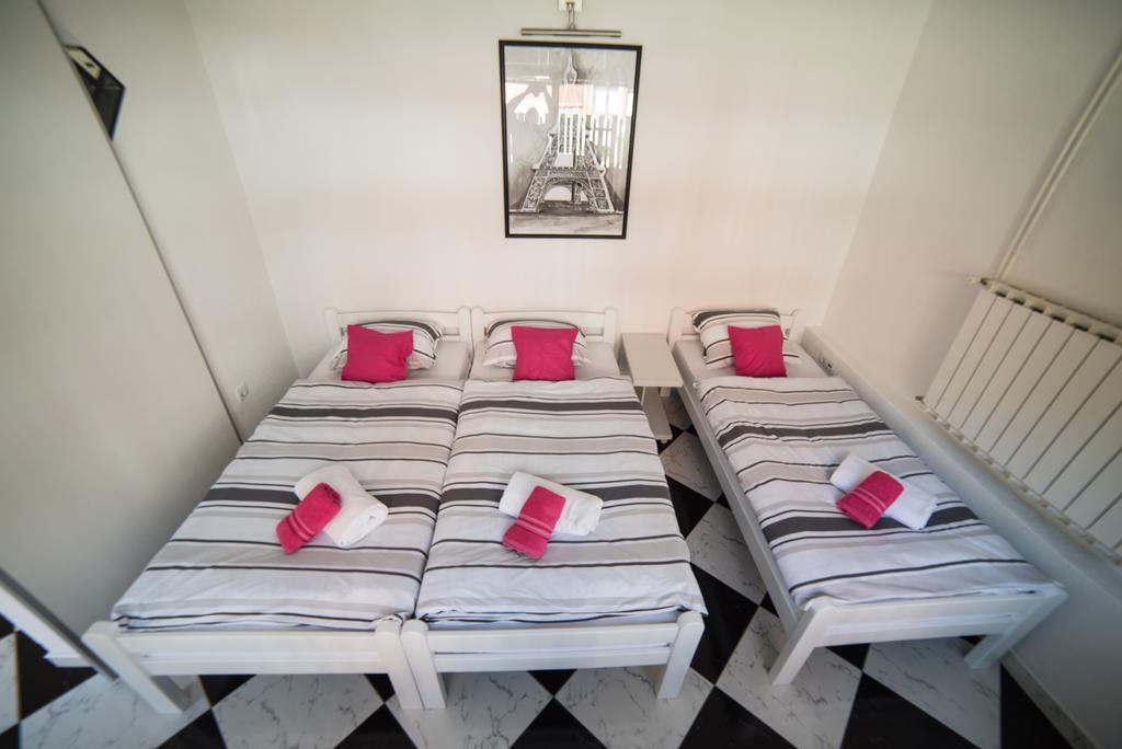 טוזלה Apartman Hitno מראה חיצוני תמונה
